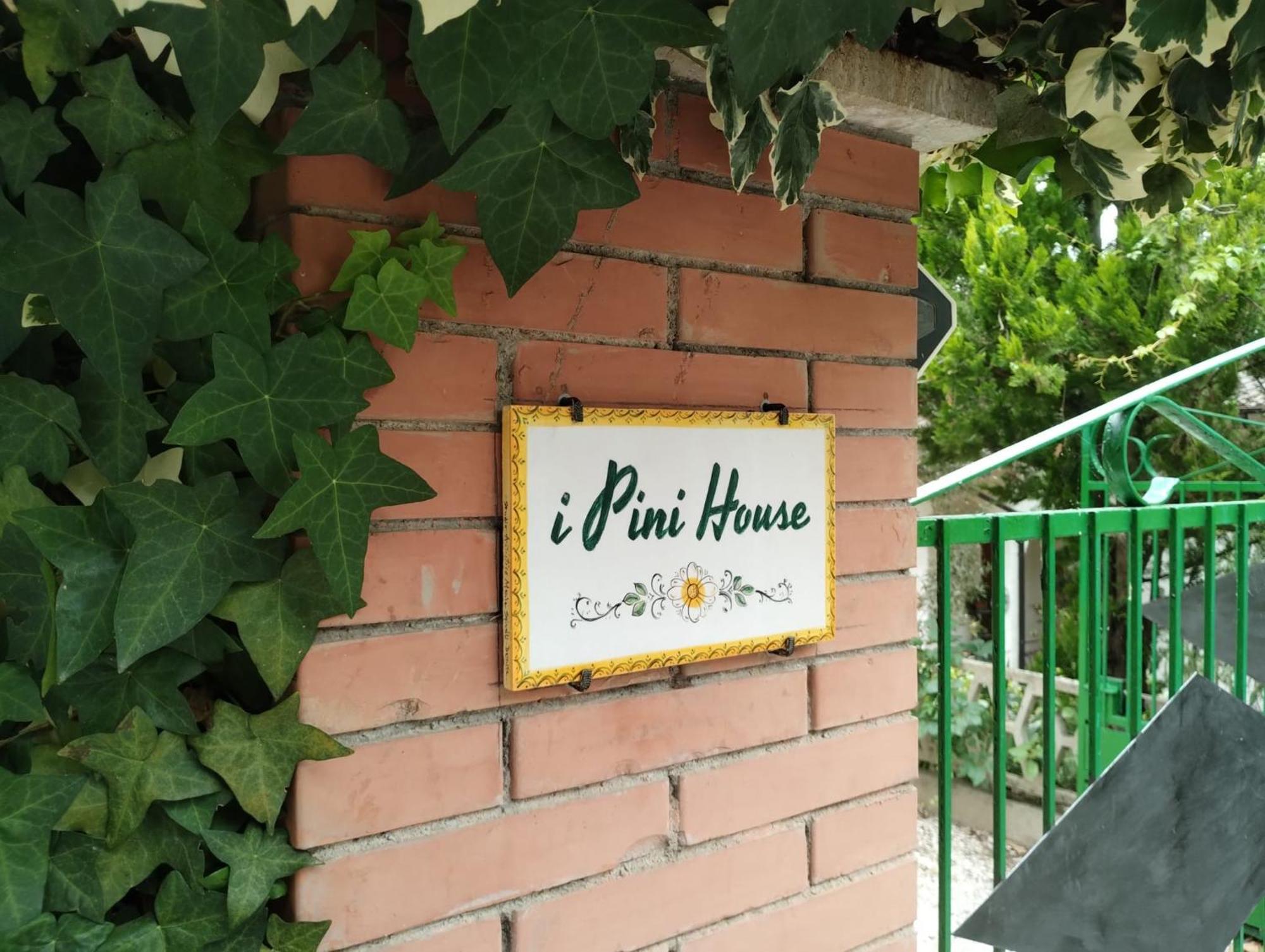마지오네 I Pini House 빌라 외부 사진