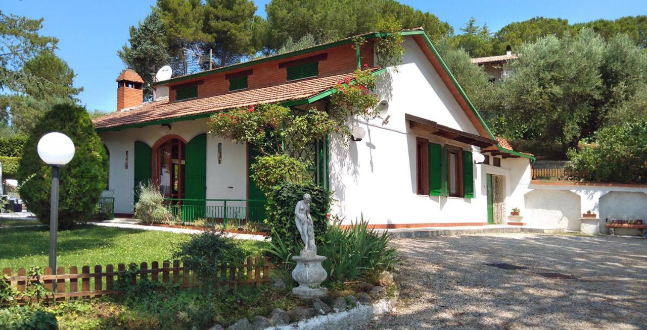 마지오네 I Pini House 빌라 외부 사진